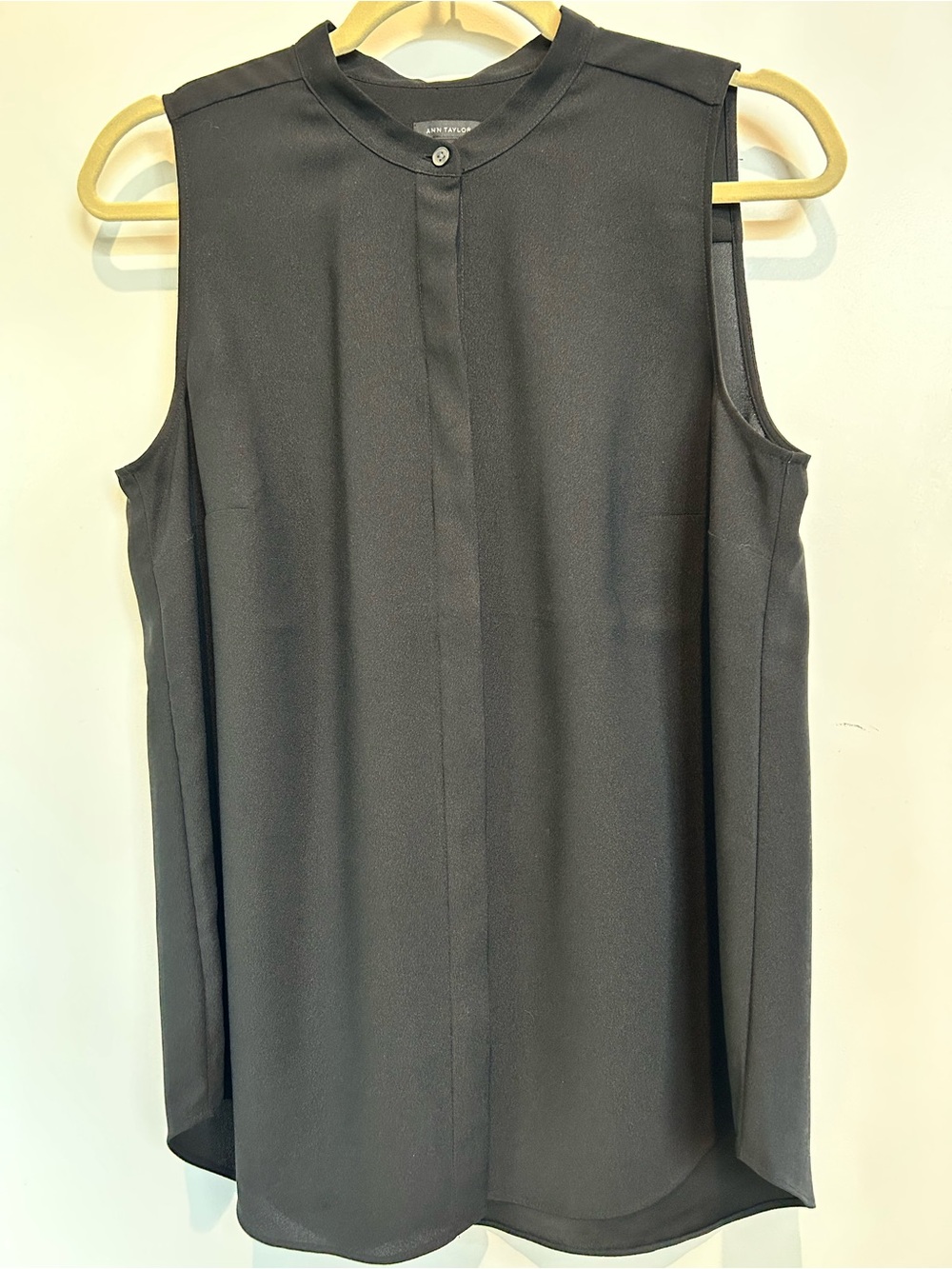 Sleeveless Black Women’s blouse